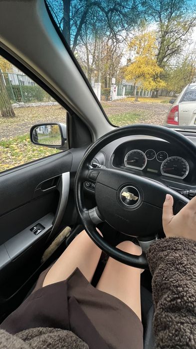 Chevrolet Aveo 2011 automatic hatchback 162 тис. км газ/бензин