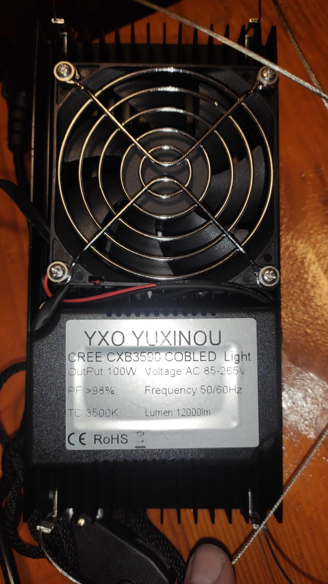 CREE CXB3590 COB 100W з підвісами. Фітолампа для рослин.
