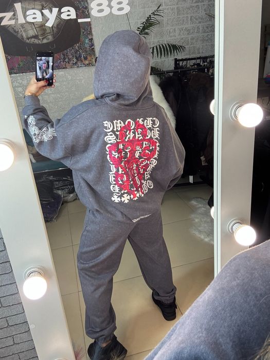 Жіночий костюм ChromeHearts в розмірах