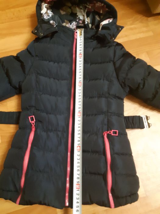 Зимняя курточка для девочки
