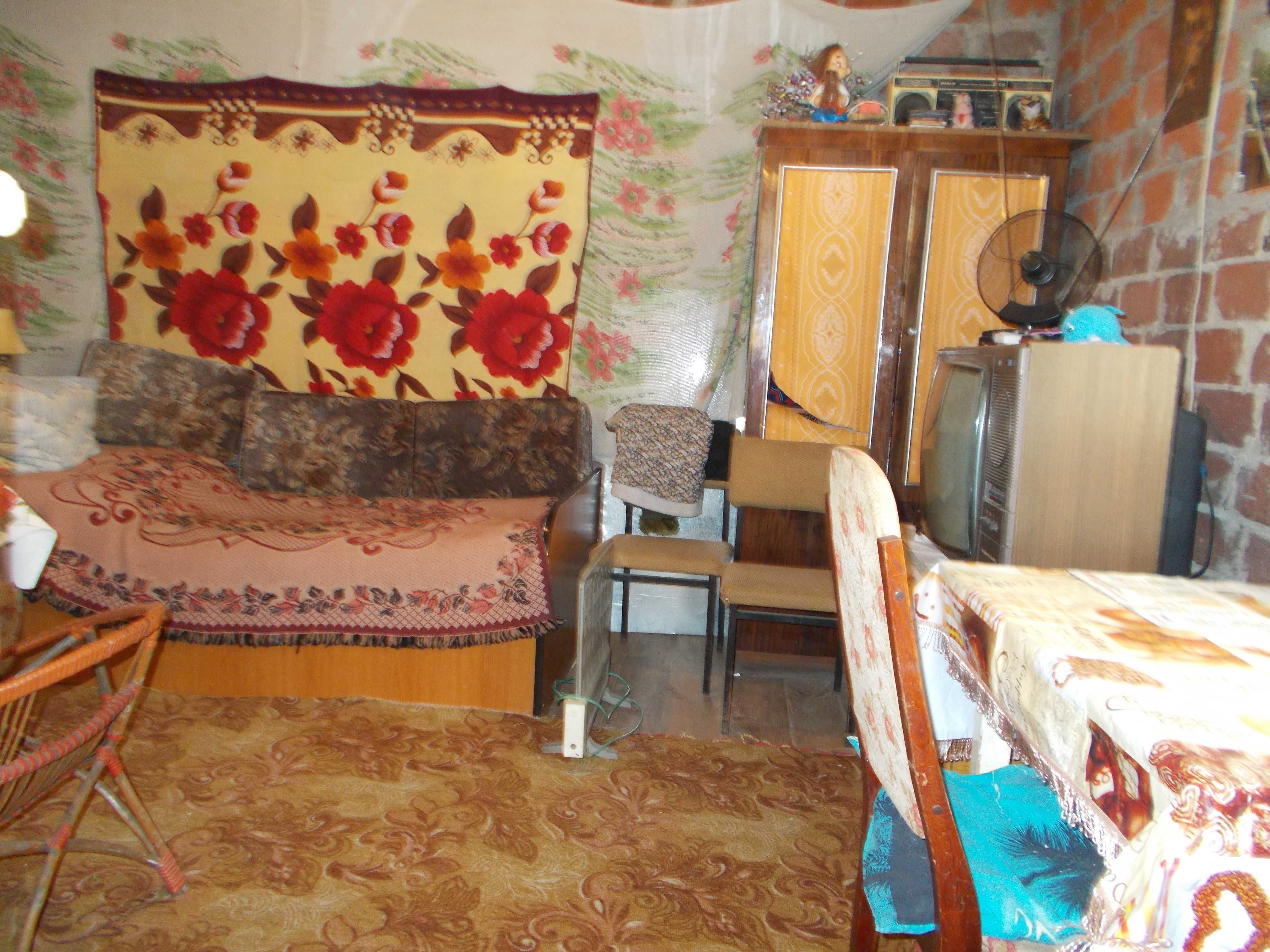 Продам дачний будинок 42 м2 і зем ділянку 5 сот Березанка.