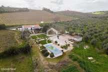 Monte com 5.517 m² c/ Moradia T3 e Piscina | Borba