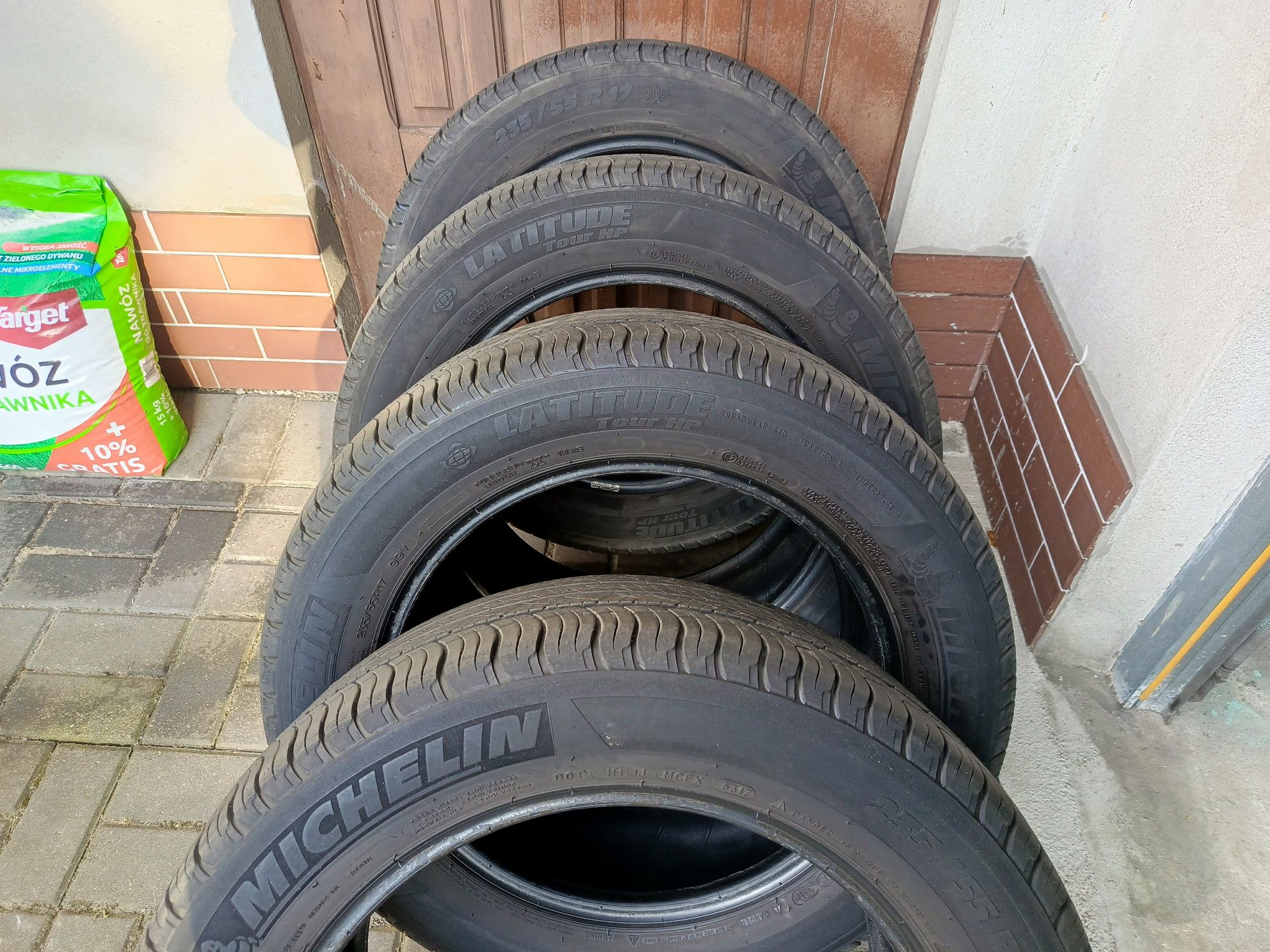 Komplet Opon Michelin Latitude Tour 235/55 R17 17cali Hp