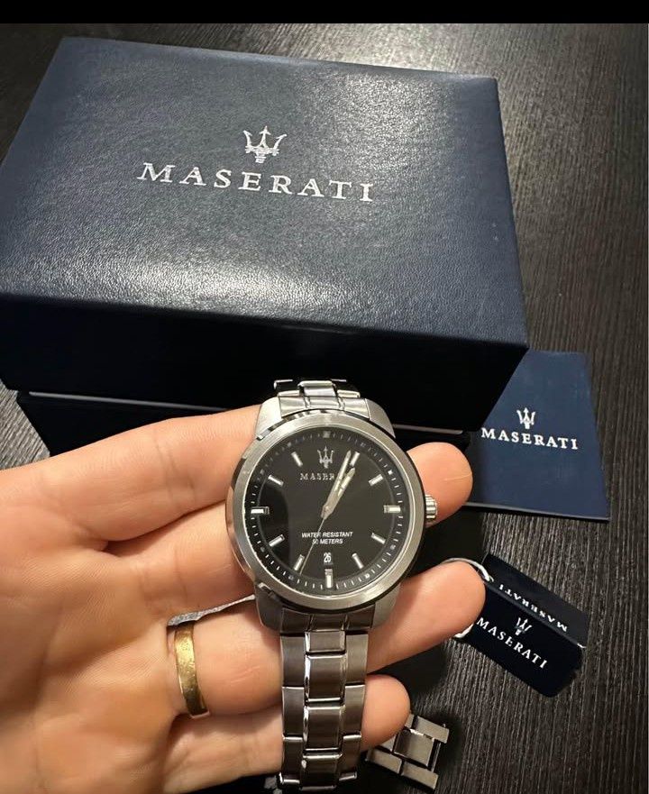 Relógio lindo Maserati