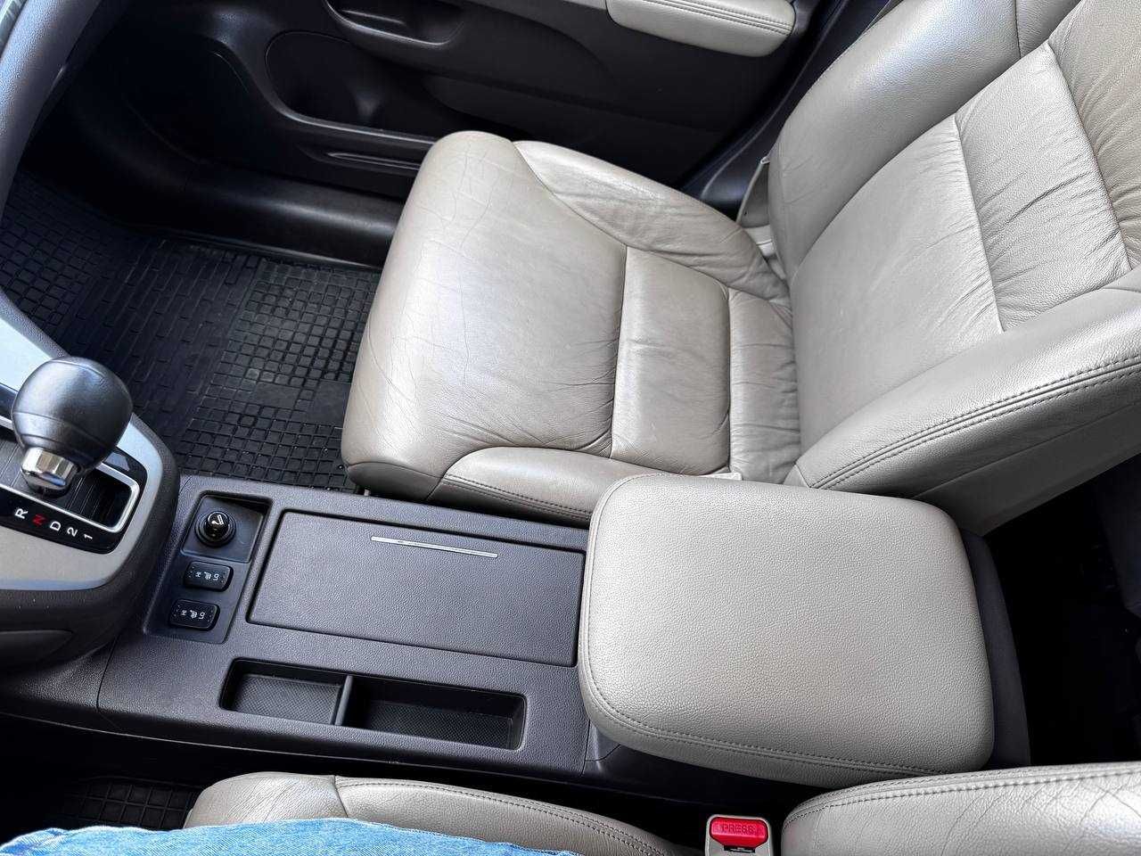 Honda CR-V 2013 Хонда офіційна у відмінному стані