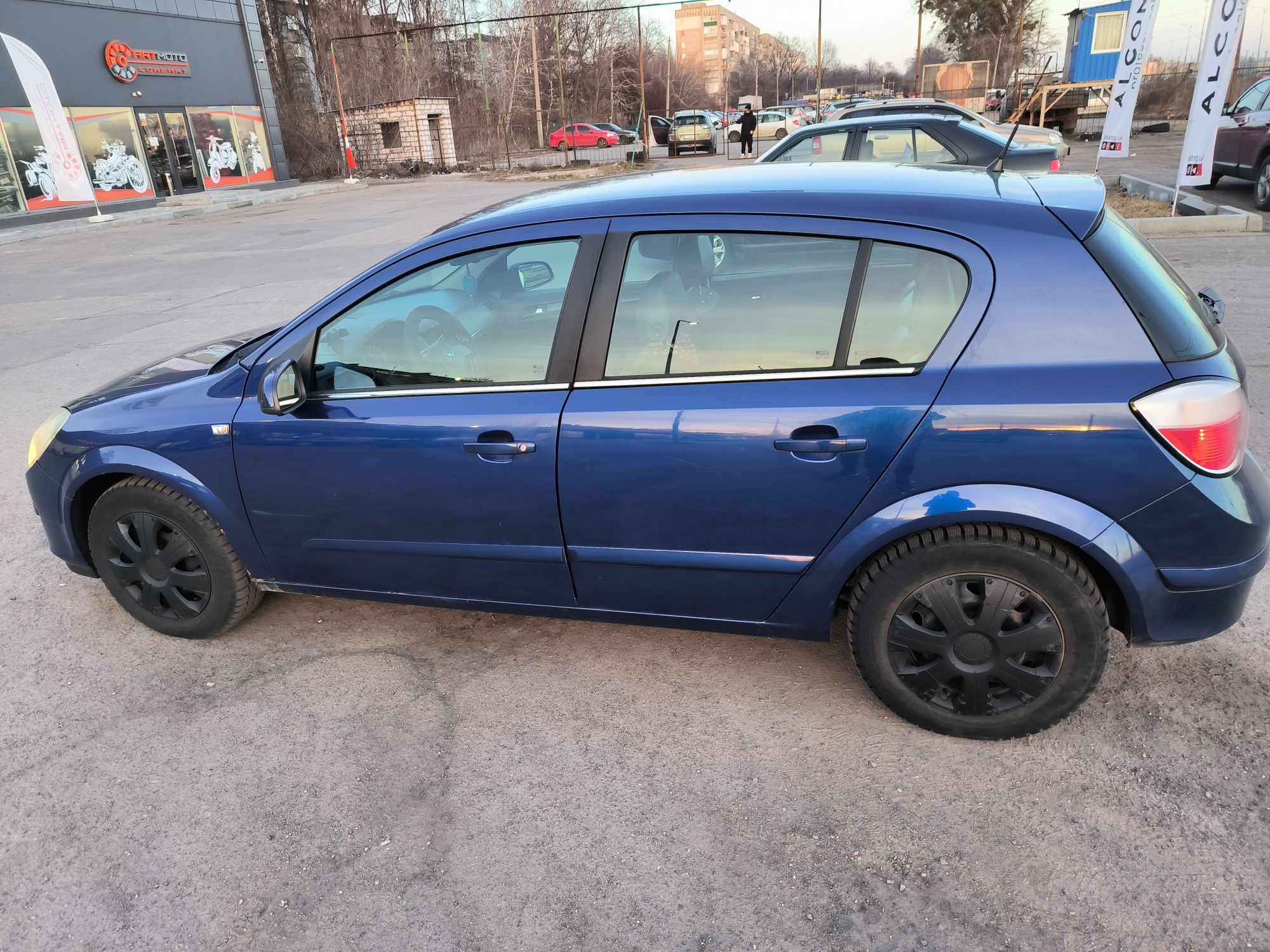 Продам автомобіль Opel Astra H 2004р.