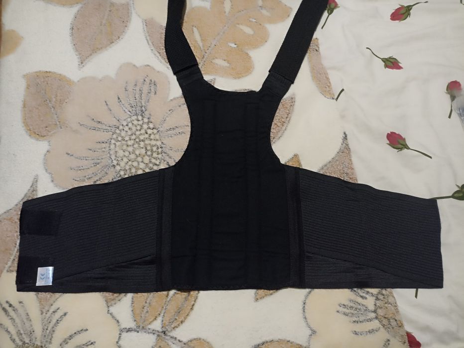 Корсет для спини.Коректор постави