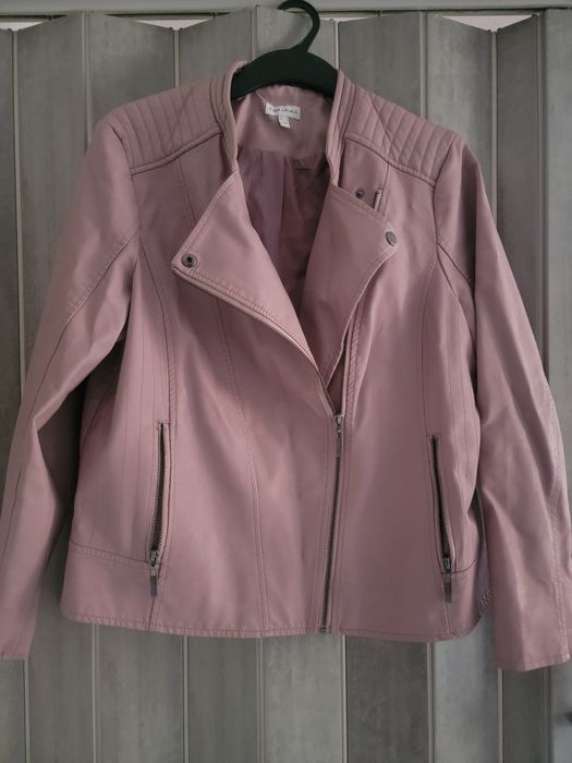 damska kurtka typu ramoneska