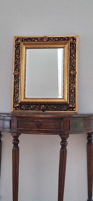 Wyjątkowe lustro 50 x 60 cm