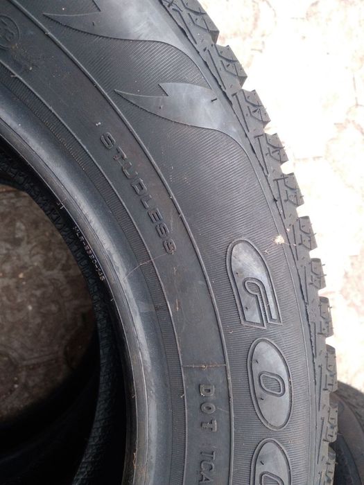 ПРОДАМ ШИНИ R 185/65/15 Goodyear Ultra Grip Ice