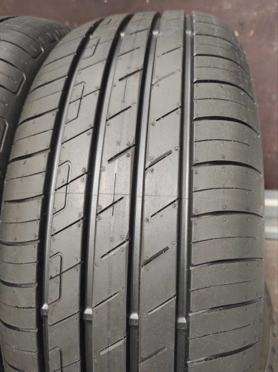 GoodYear Efficient Grip Performance 215/55r17 98W Extra Load НОВЫЕ ЛЕТ