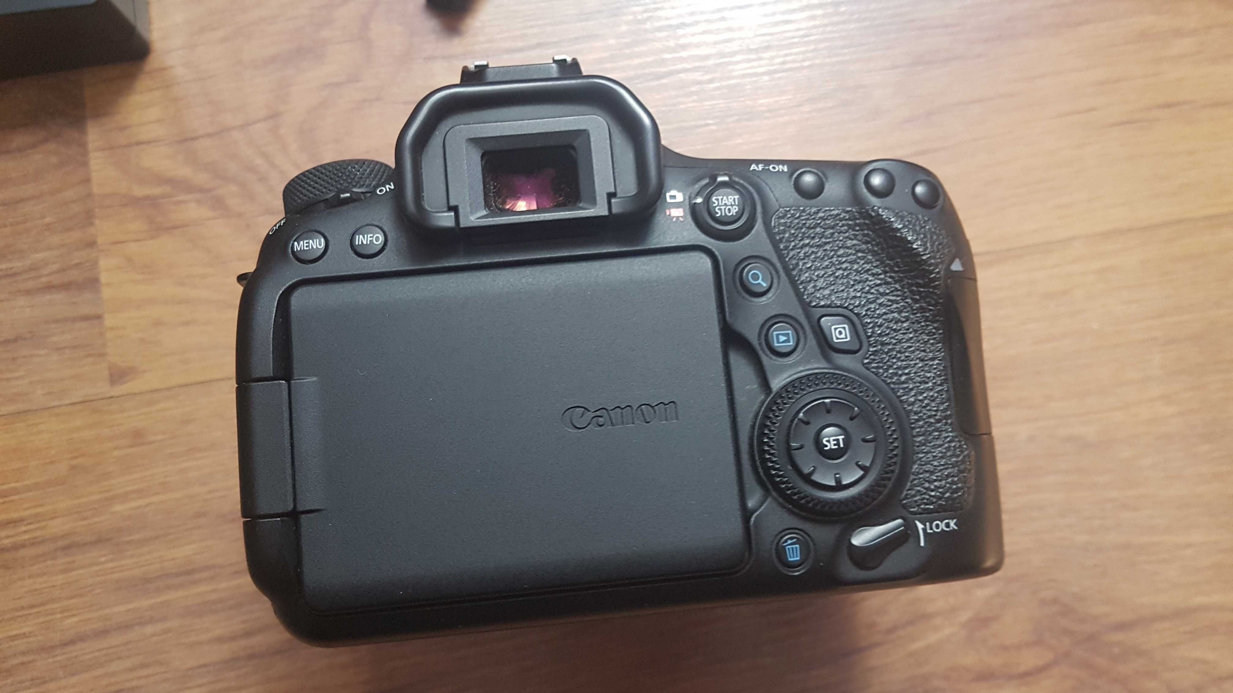 Canon EOS 6D Mark II