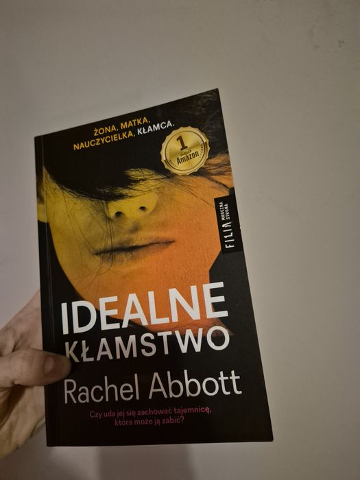 Książka idealne kłamstwo