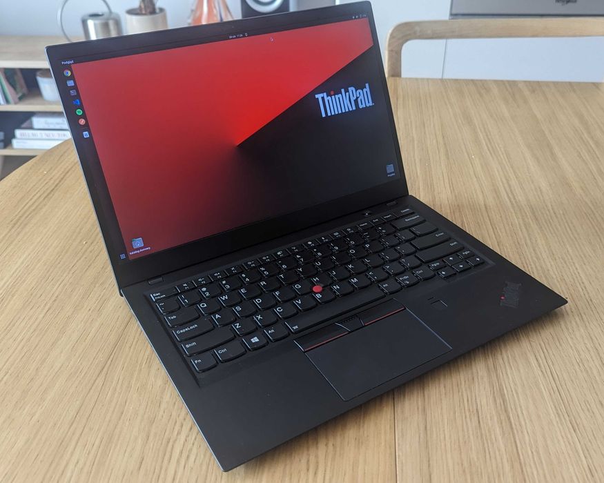ThinkPad X1 Carbon Gen. 6 (i7-8550U-1TB SDD-16GB RAM-Win10/Linux)