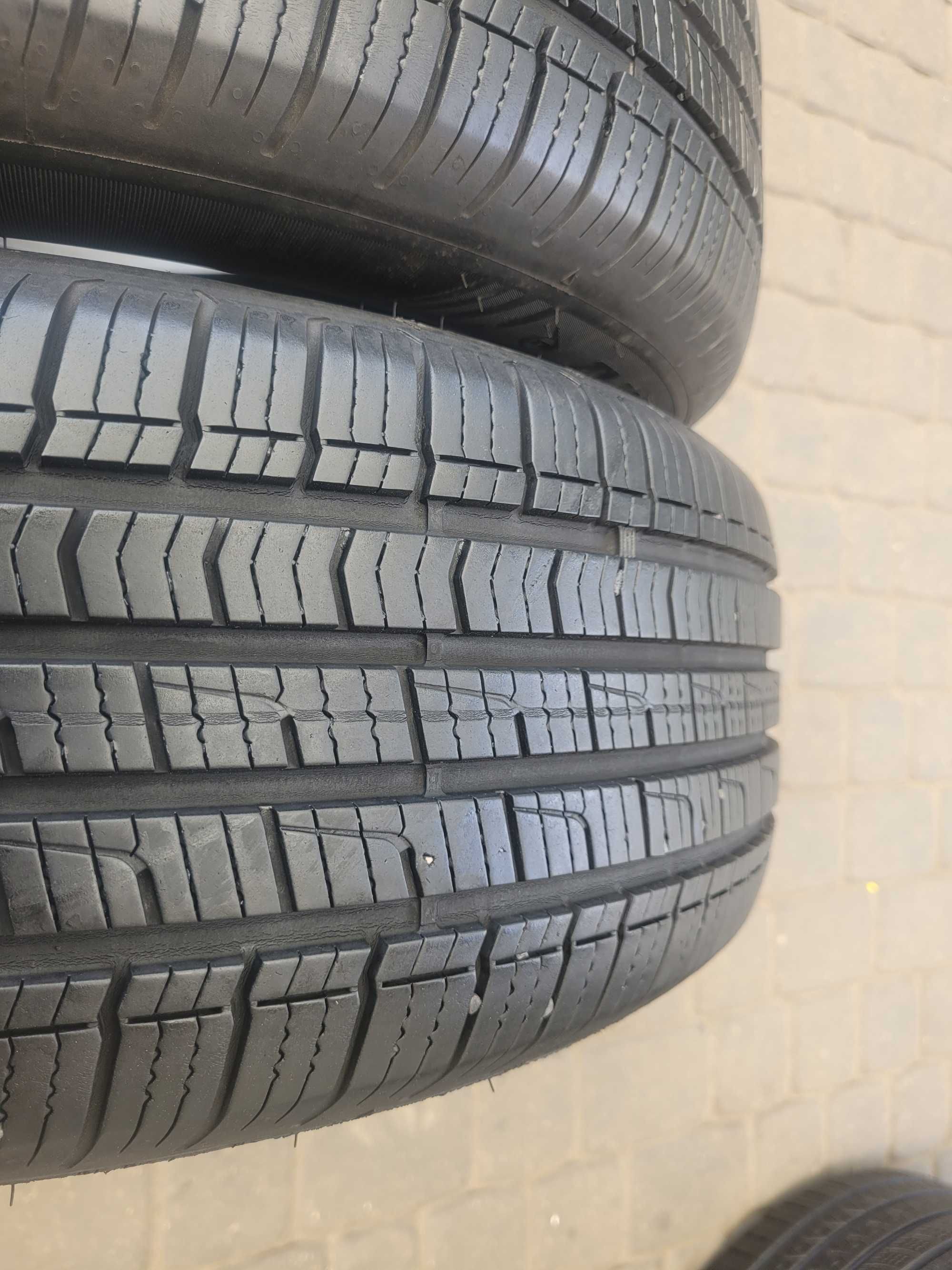 205 / 60  R 16    Dunlop  Całoroczne