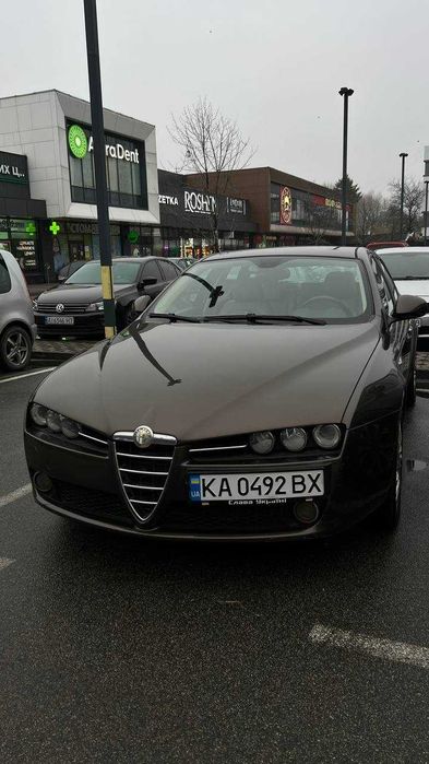 Продам своё авто alfa romeo159