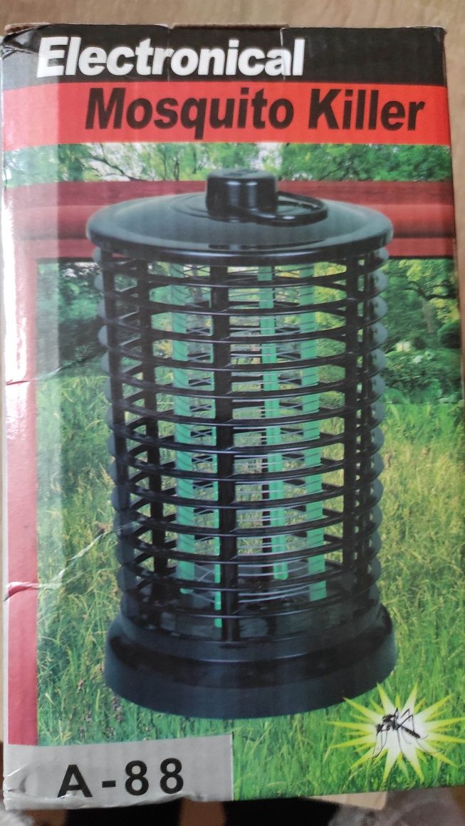 Elektroniczna lampa na komary