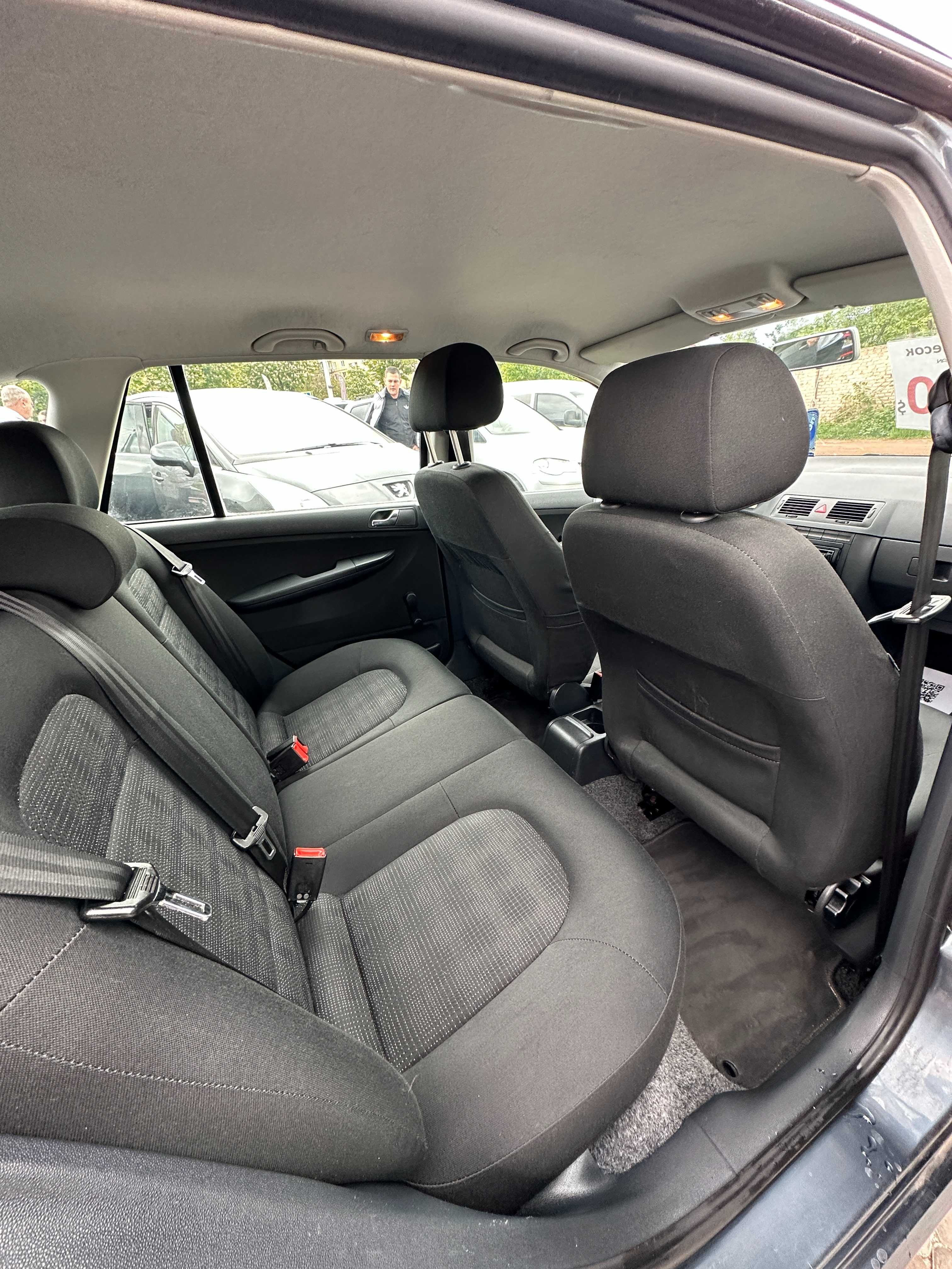 Продам Skoda Fabia 2006 рік можлива розстрочка,кредит,обмін!