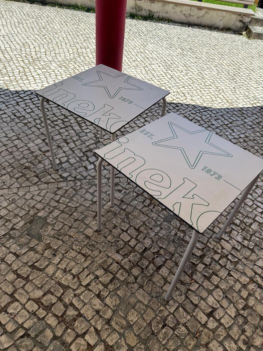 Mesa com 4 cadeiras