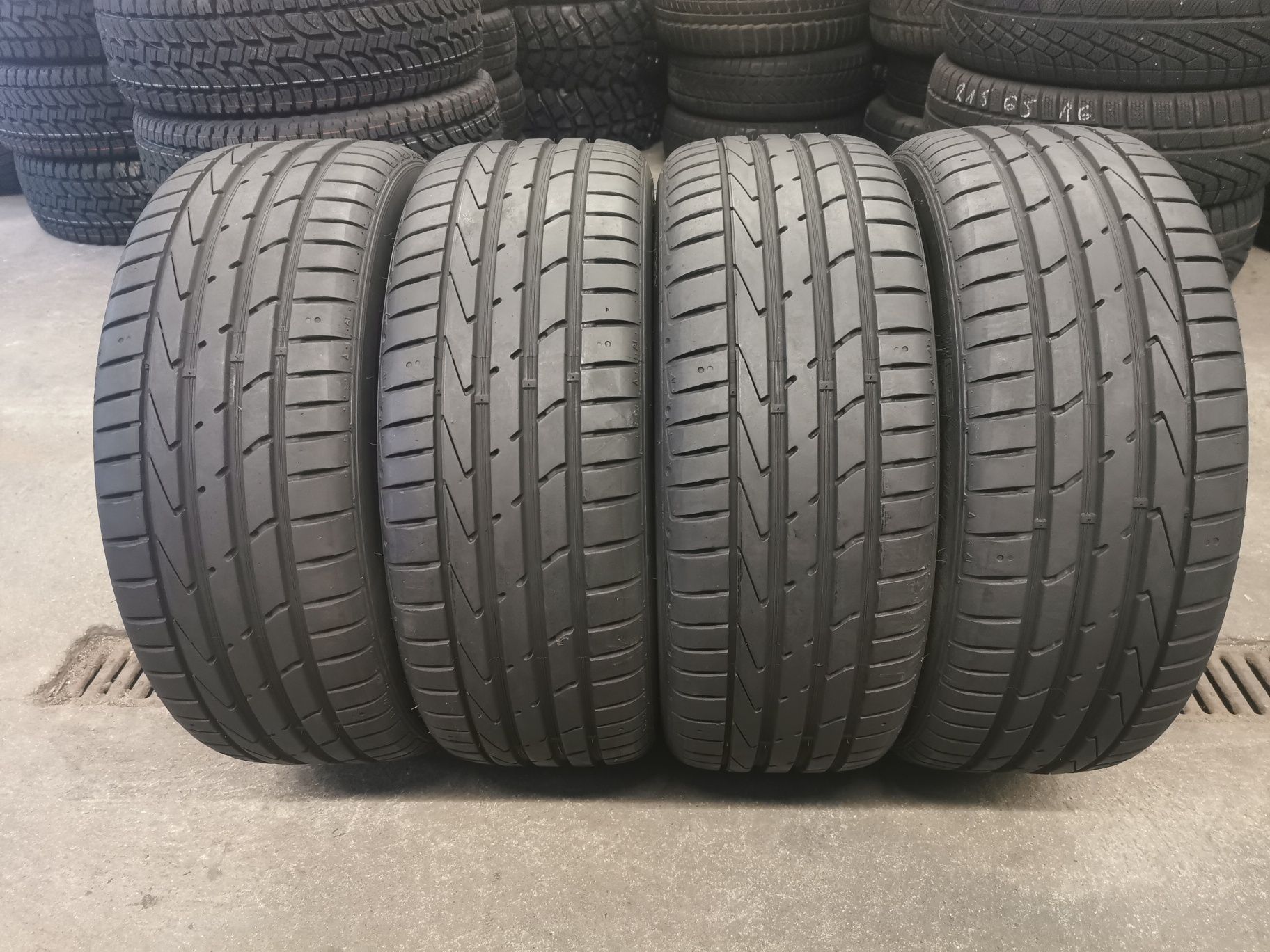 Komplet opon 205/45RF17 84W Hankook Ventus S1 evo2 2015 rok