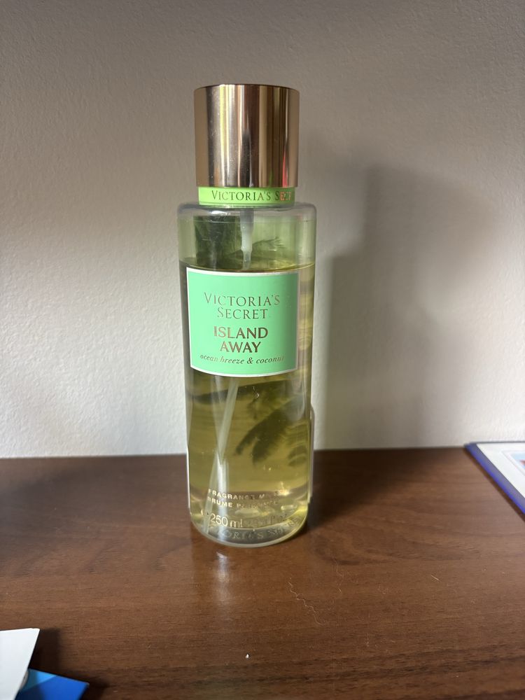 Mgiełka victoria’s secret Island Away używana 250ml