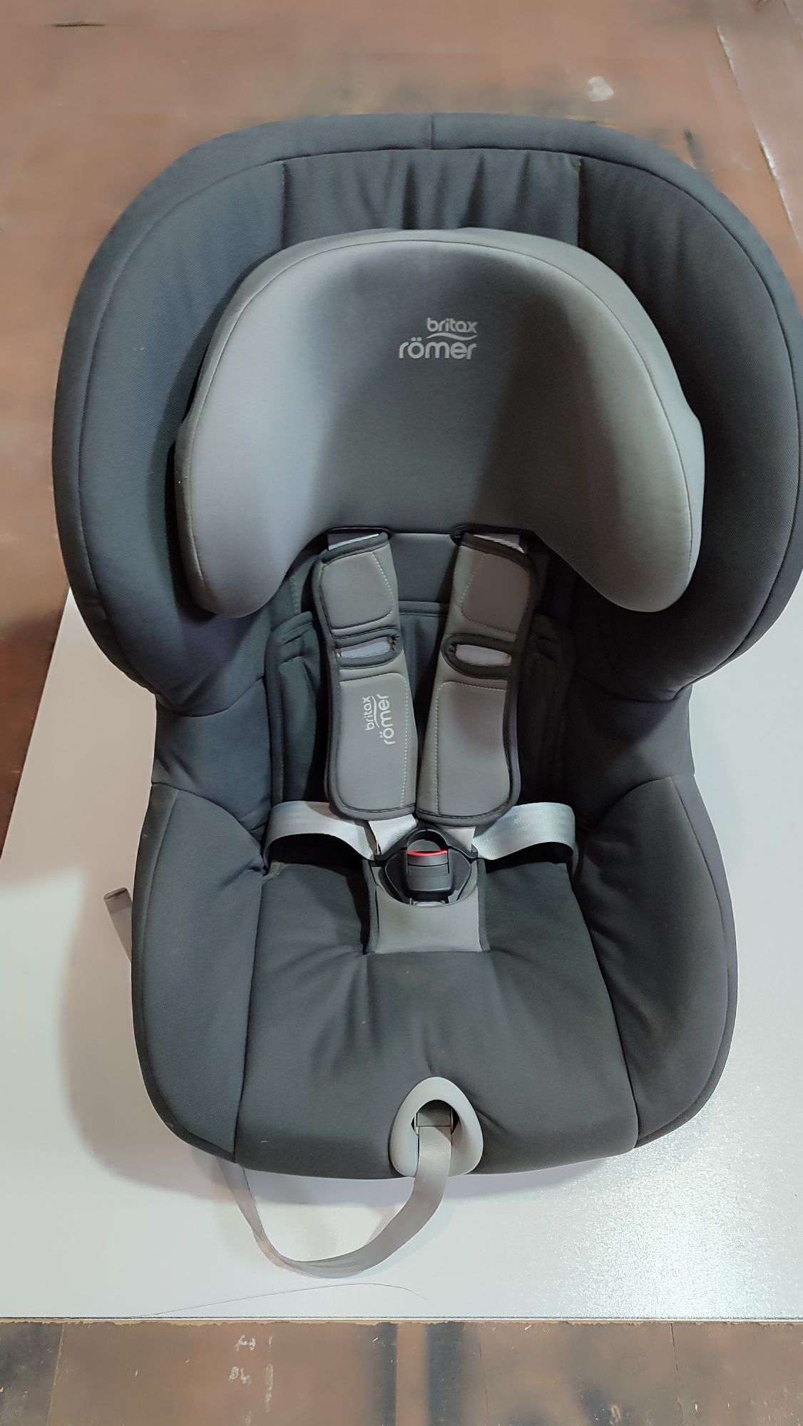 Автокресло BRITAX-ROMER KING II BLACK SERIES Storm Grey
Артикул: 20000