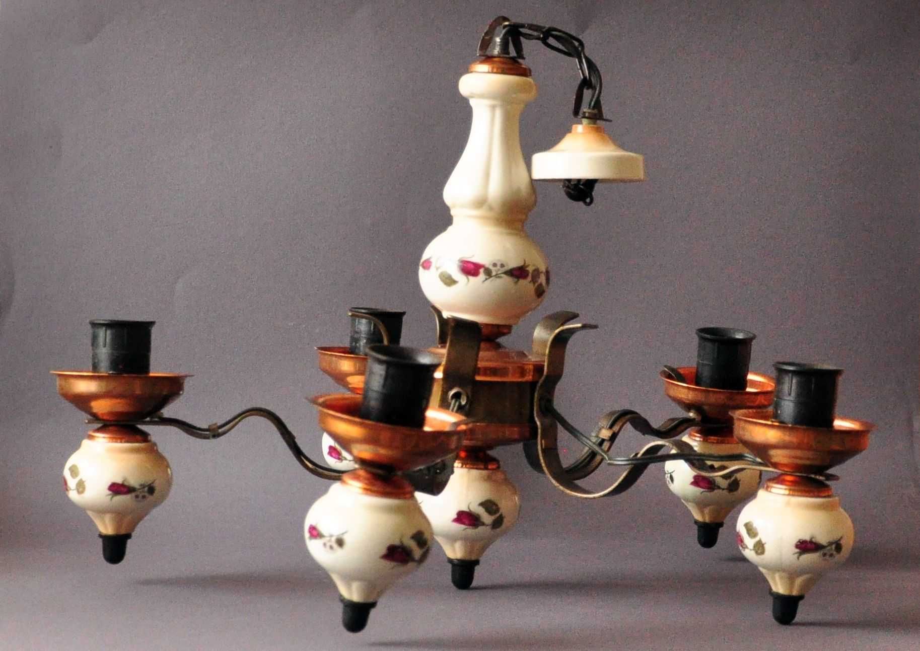 Lampa wisząca miedź, porcelana w kwiaty