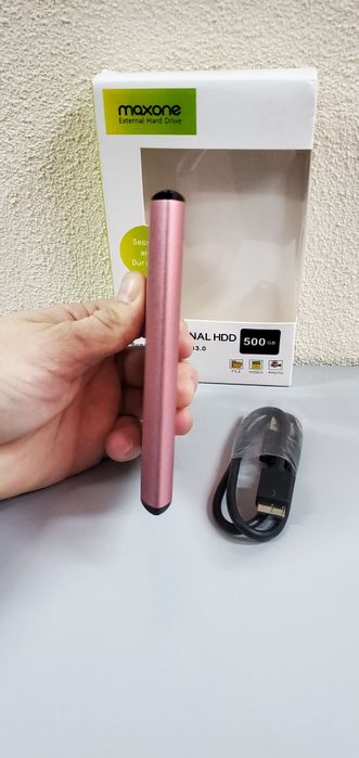 Продам внешний накопитель Maxone 500 GB