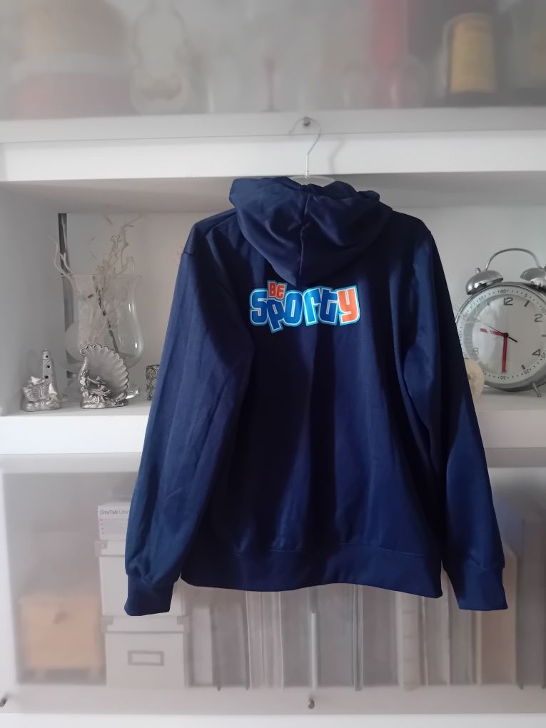 Swietna bluza męska młodzieżowa M jak nowa