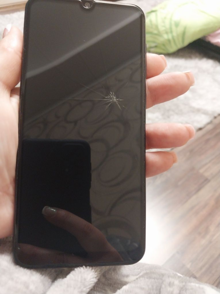 Продам Samsung A50