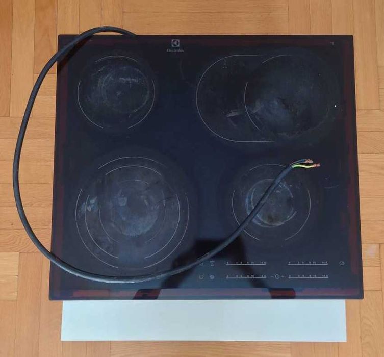 Płyta elektryczna Electrolux EHF16547FK