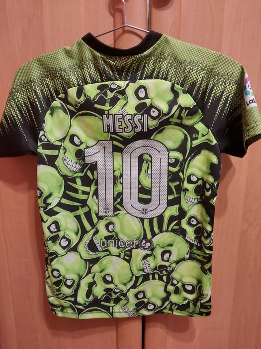 Дитяча футболка клубу Барселона з принтом. Зріст 152