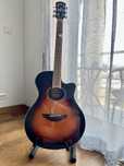 Guitarra semi acústica Yamaha APX 600 Sunburst