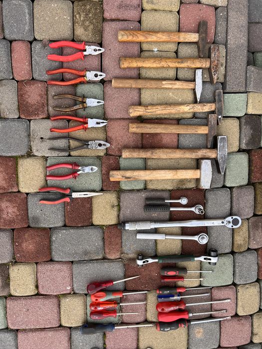 продаю хороший інструмент з Німеччини