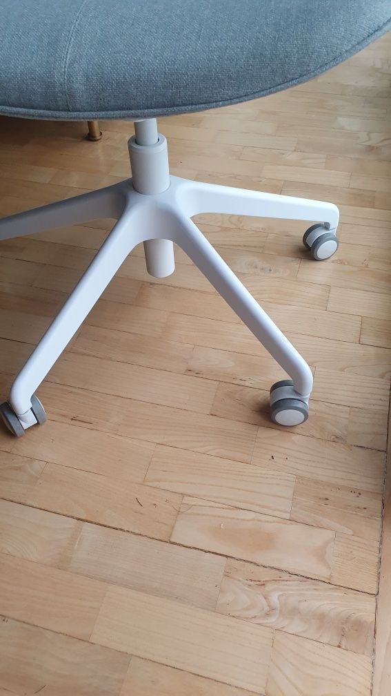 Krzesło obrotowe biurkowe IKEA Langfjall Gunnared