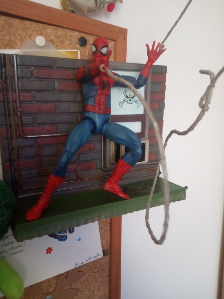 The amazing Spiderman 2 Diamond select toys