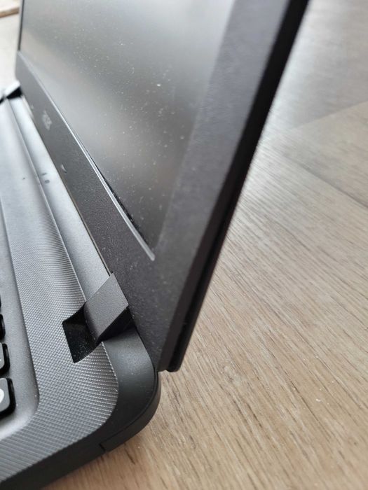 Ноутбук Acer ES1-533-C3ZX (Celeron N3350|4gb|ssd250gb|15,6HD) нюанс