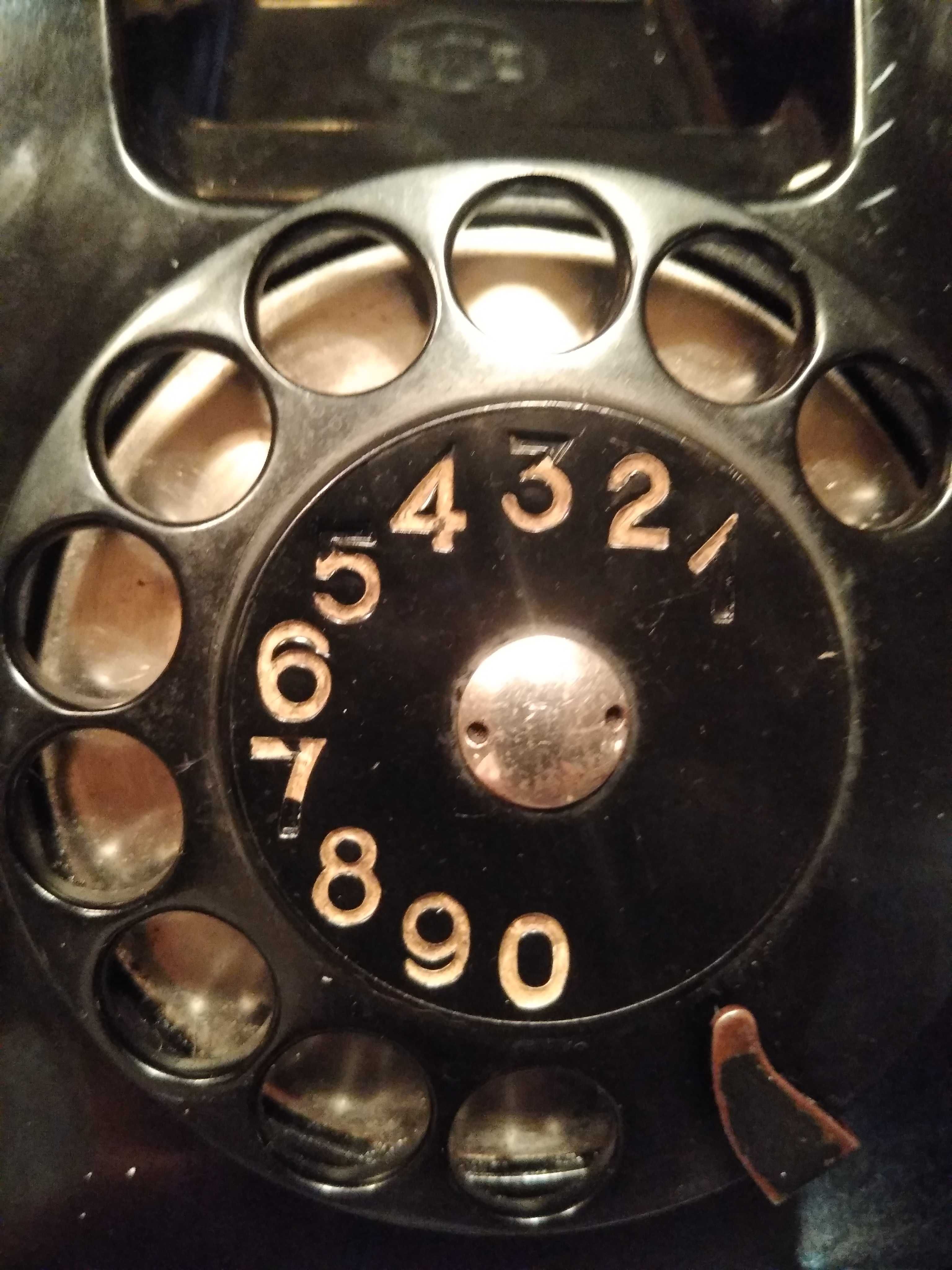Telefon analogowy RWT -4 ebonitowy sprawny