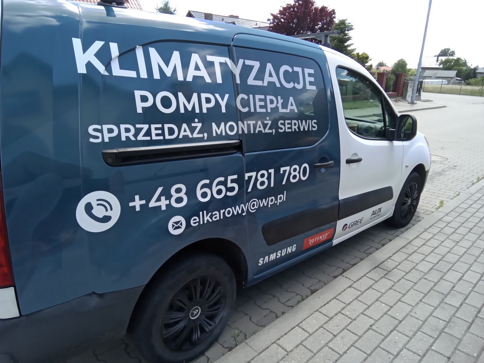 Klimatyzacja AUX 3,5kW Q-Smart Plus AUX-12QC - sprzedaż i montaż