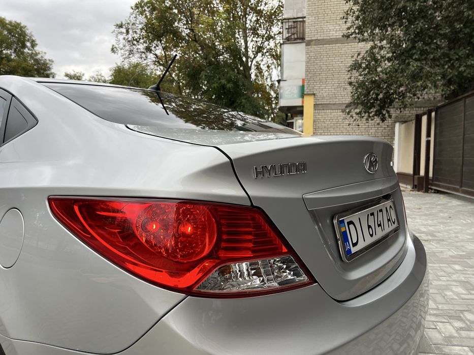 Продам Hyundai Aceent 2013 рік Газ 4