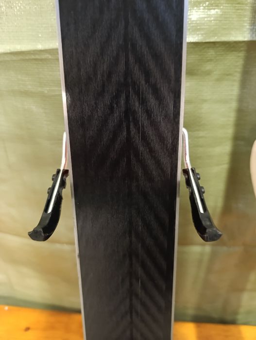 Nr 111 Narty zjazdowe Volkl Racetiger GS 10 / 110 cm + wiązania Gw