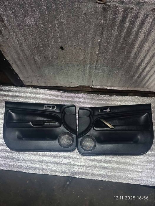 Корти кожані дверні  фольксваген пасат б5 +
