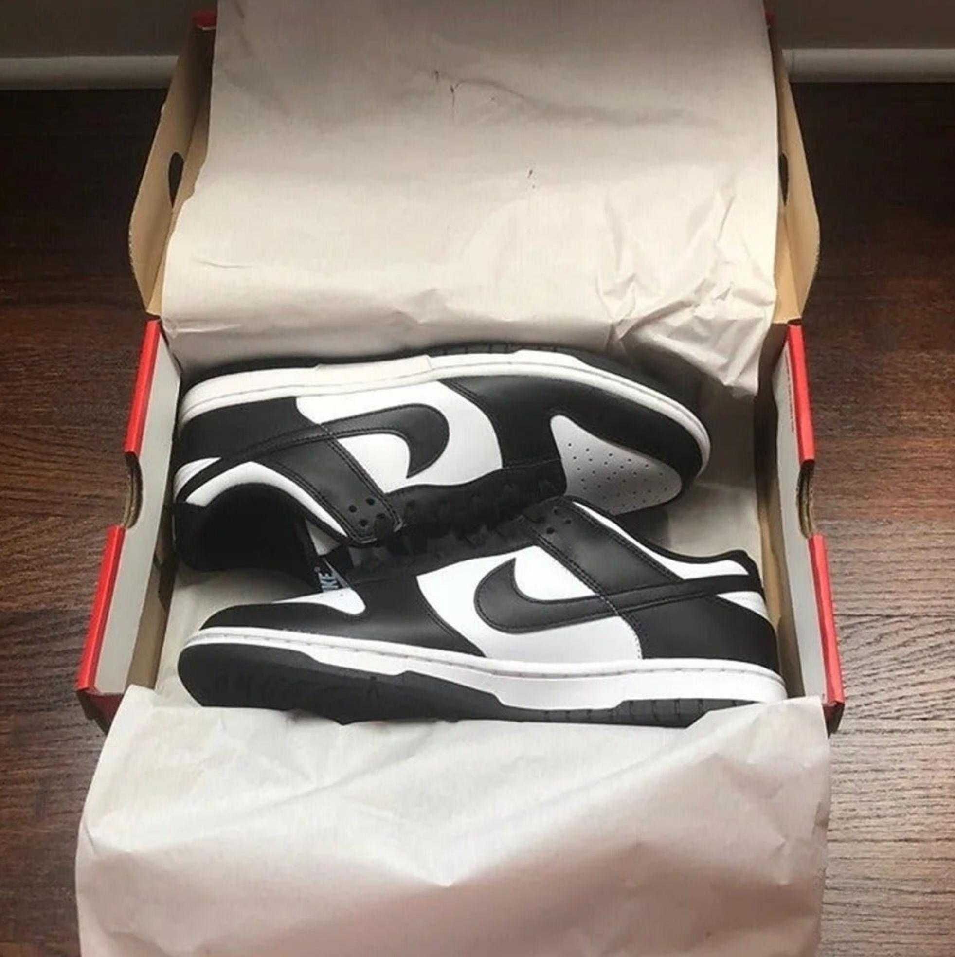 Nike Dunk Low Retro White Black Panda  43