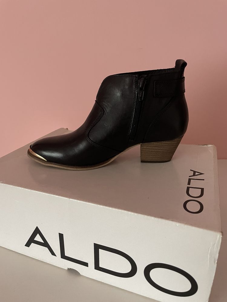 Взуття жіноче ALDO