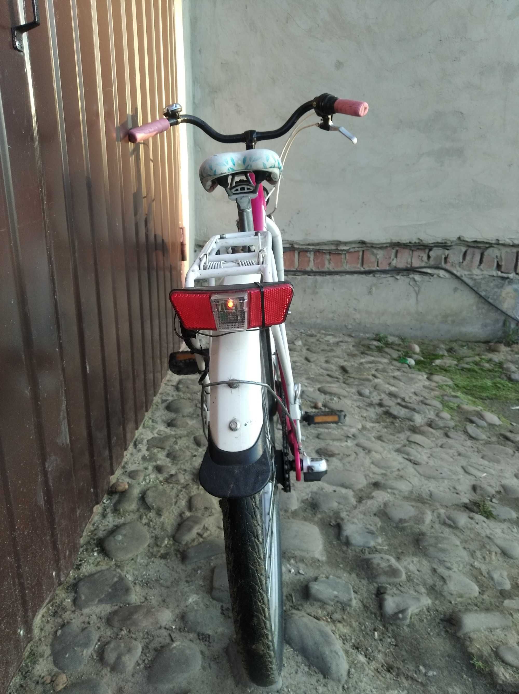 продаэться ровер для дывчини находу э3 передачы фара ы стоп свытить