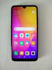 Телефон Xiaomi redmi 7