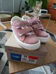 Nowe buty dla dziewczynki 30