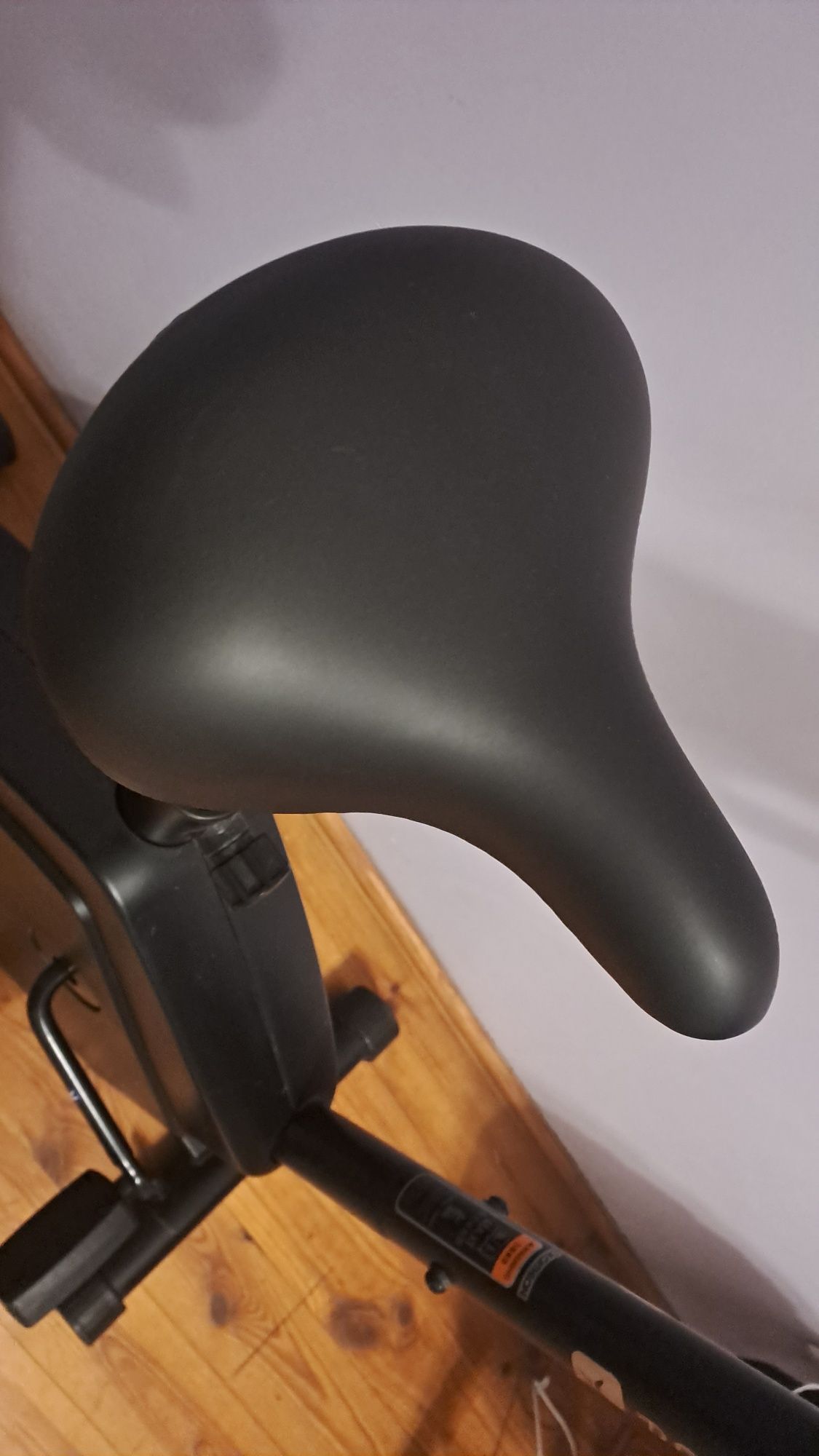 Rower treningowy ESSENTIAL - stacjonarny