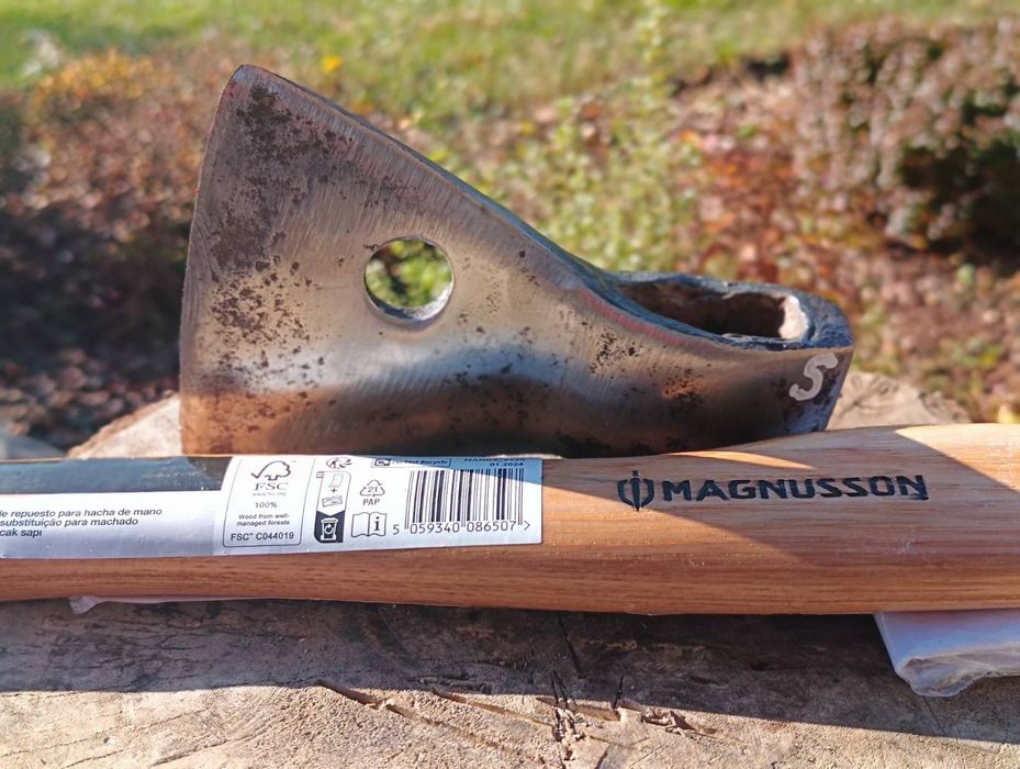 Siekiera S, kuta, stara, sztylisko hikora.