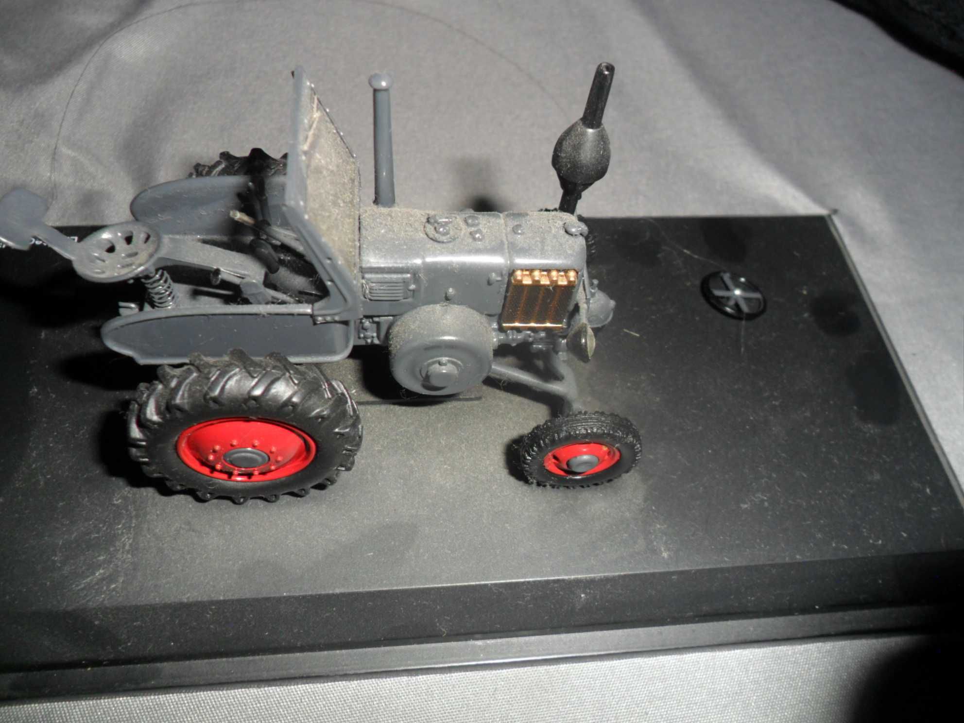 Model traktora ursus c-45 c-451 lanz buldog